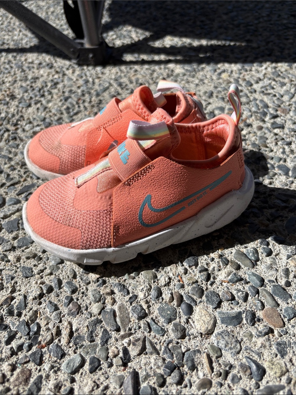 Nike Kids Coral Slip-On runners